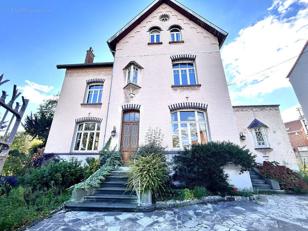 Maison à AIRE-SUR-LA-LYS