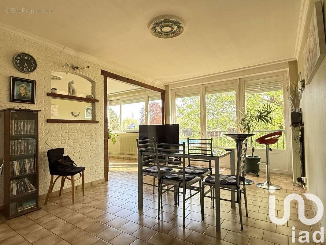 Photo 1 - Appartement à LAMBERSART