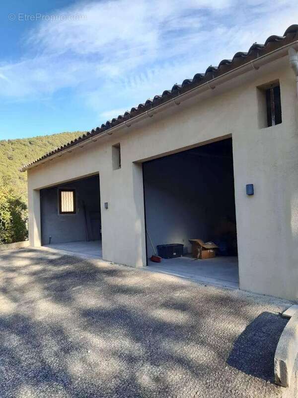 Maison à PEILLON
