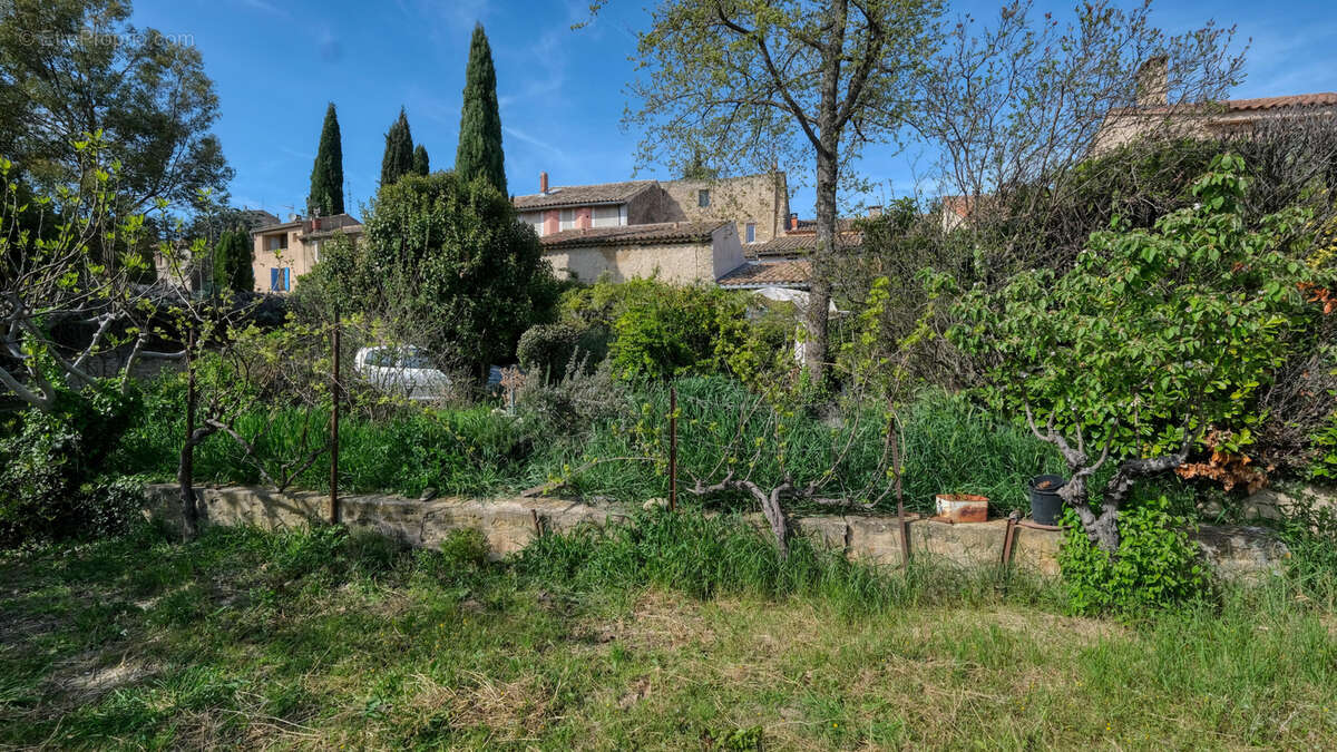 Maison à CUCURON