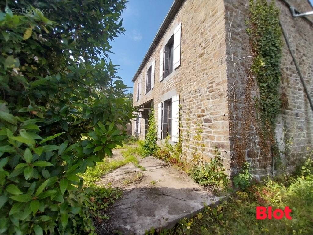 Maison à PLEUDIHEN-SUR-RANCE