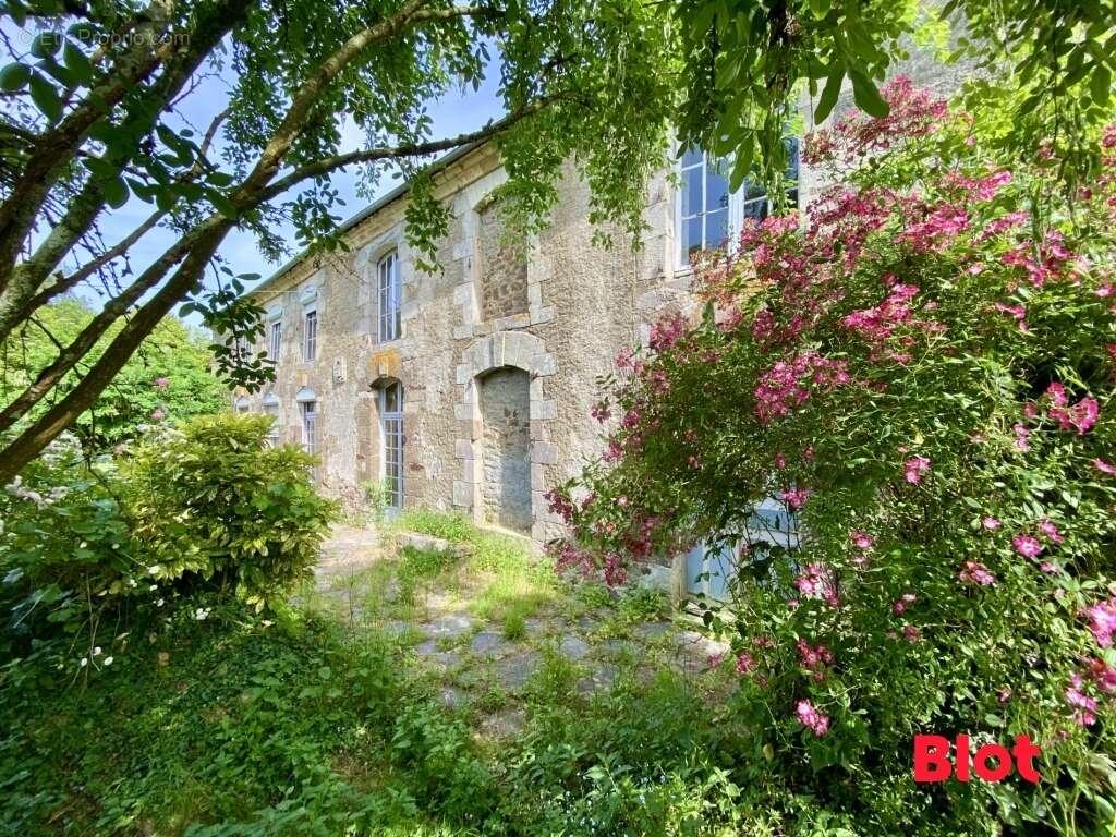 Maison à QUEDILLAC