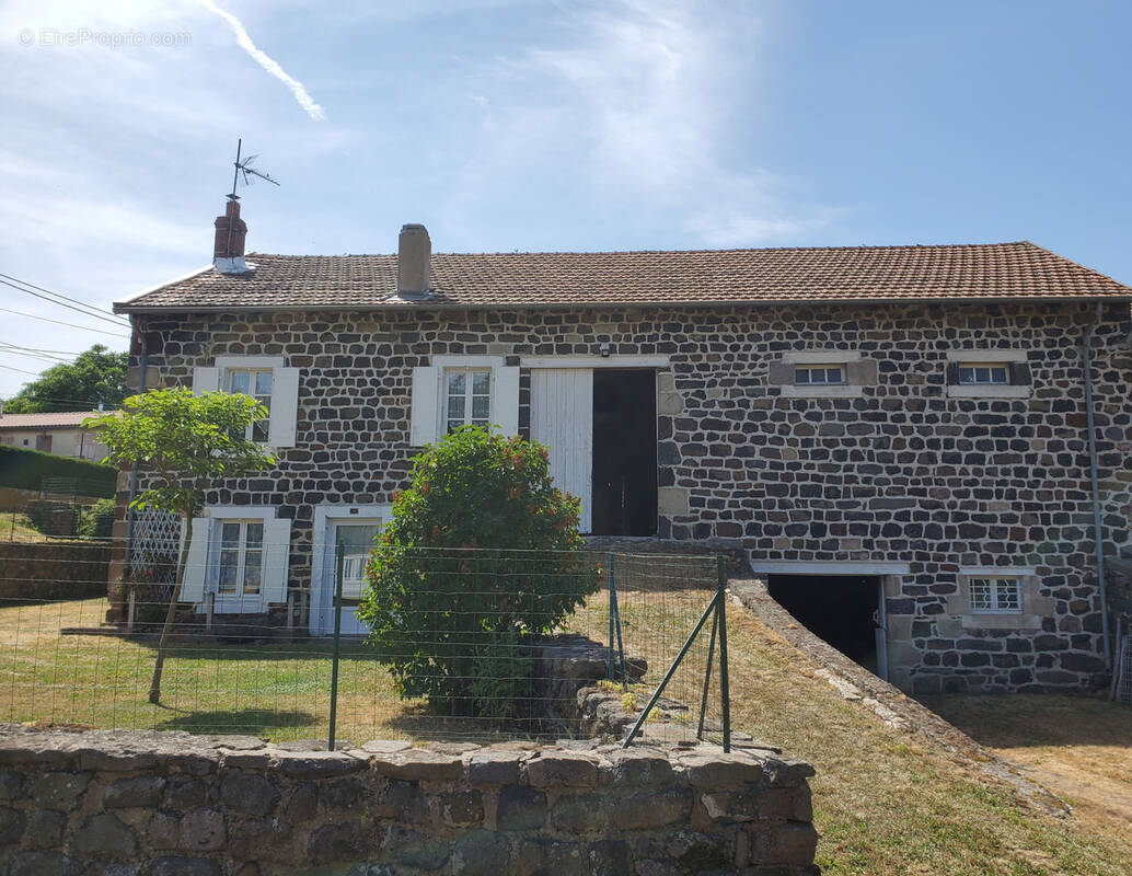 Maison à LE MONASTIER-SUR-GAZEILLE