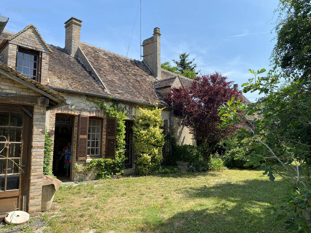 Maison à LIXY
