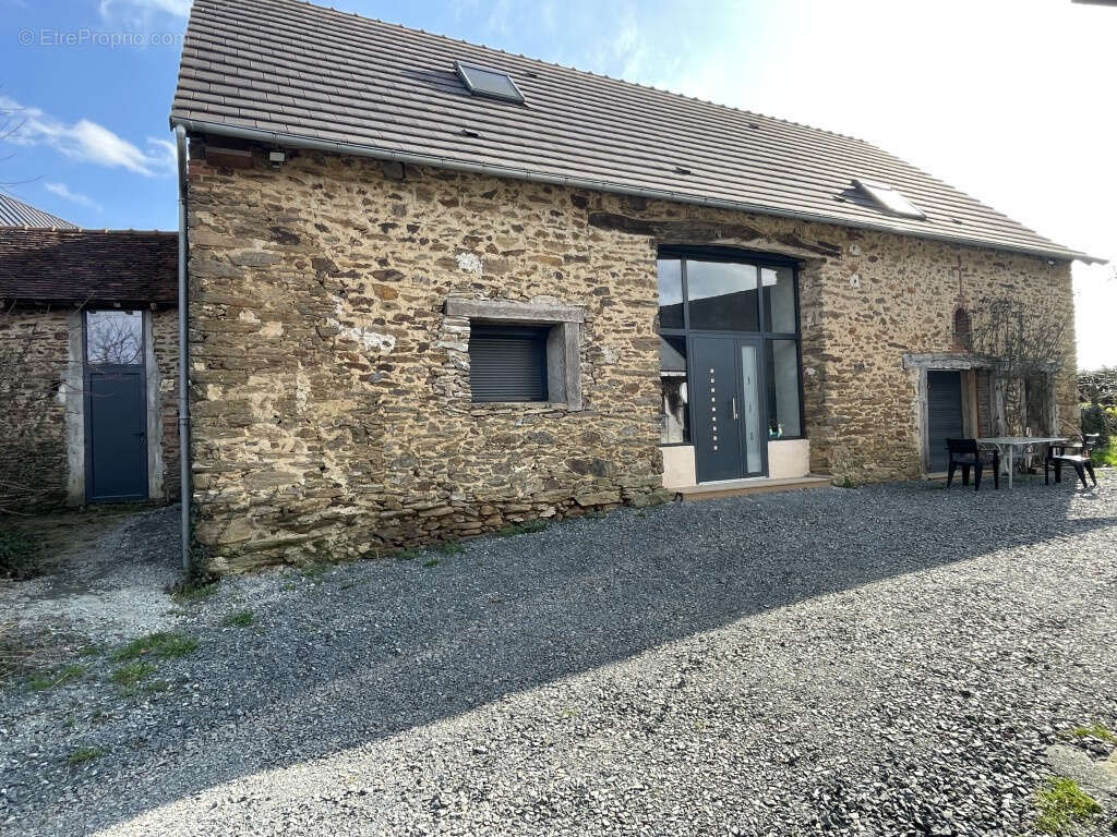 Maison à LUBERSAC