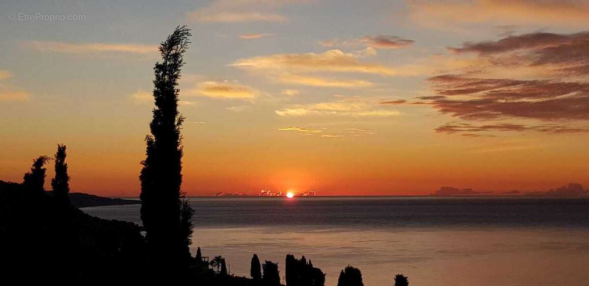 Appartement à MENTON
