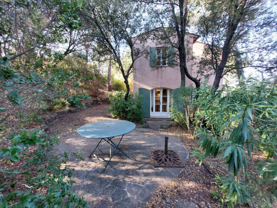Maison à LA MOTTE