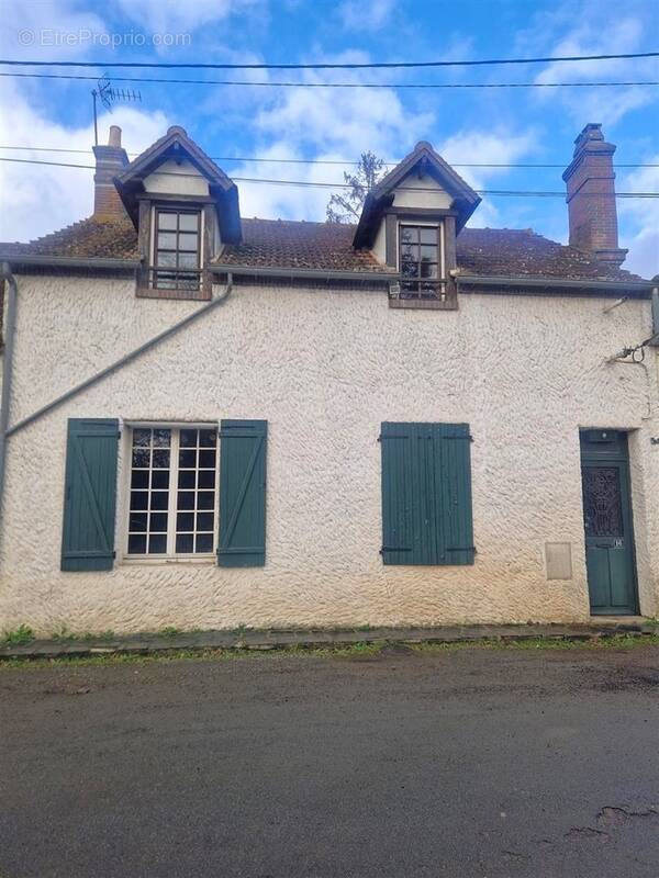 Maison à SAINT-LUBIN-DES-JONCHERETS