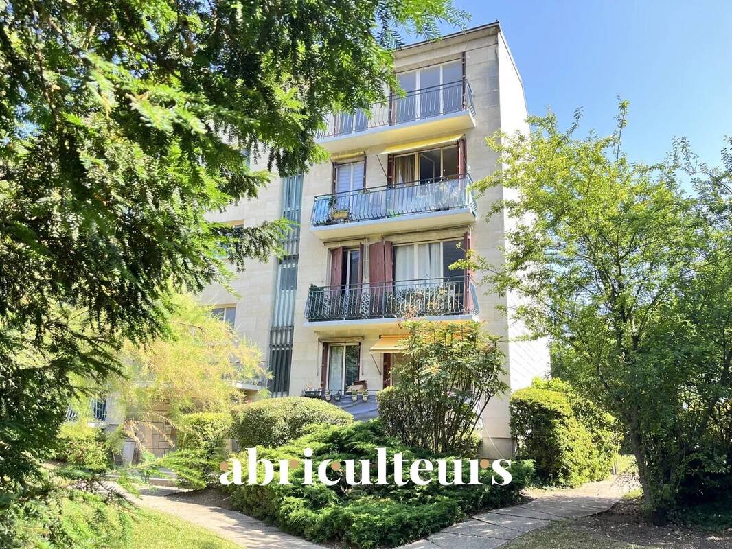 Appartement à EPINAY-SUR-SEINE
