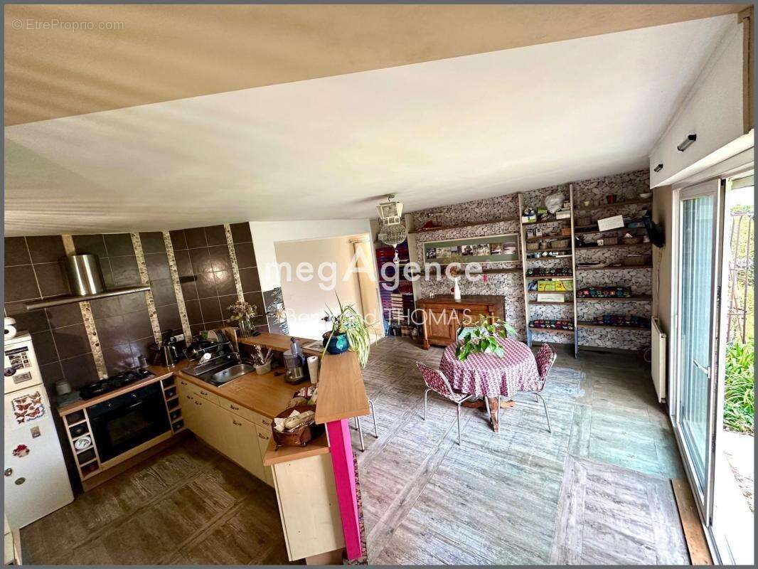 Appartement à THORIGNE-FOUILLARD