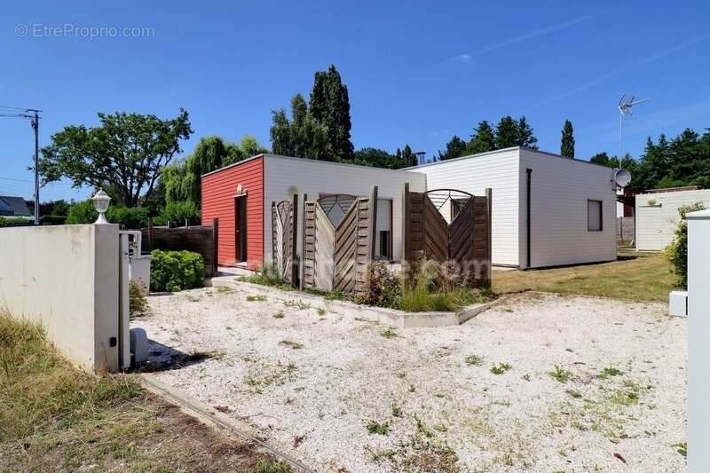 Maison à TREILLIERES