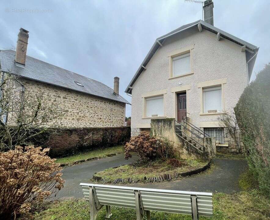 Maison à CHAMBERET