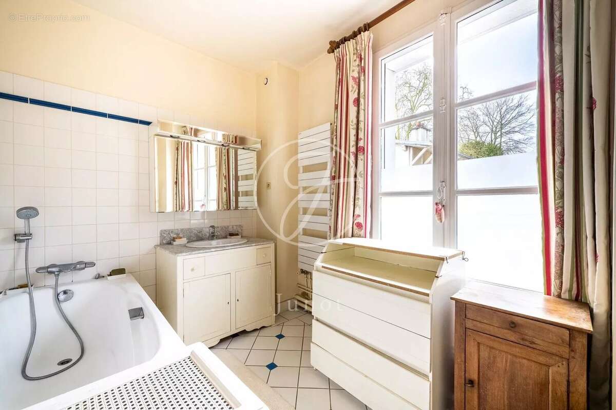 Maison à SEVRES