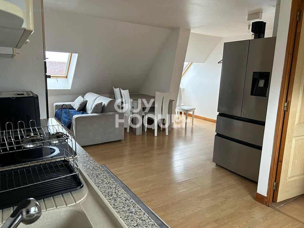 Appartement à OYE-PLAGE
