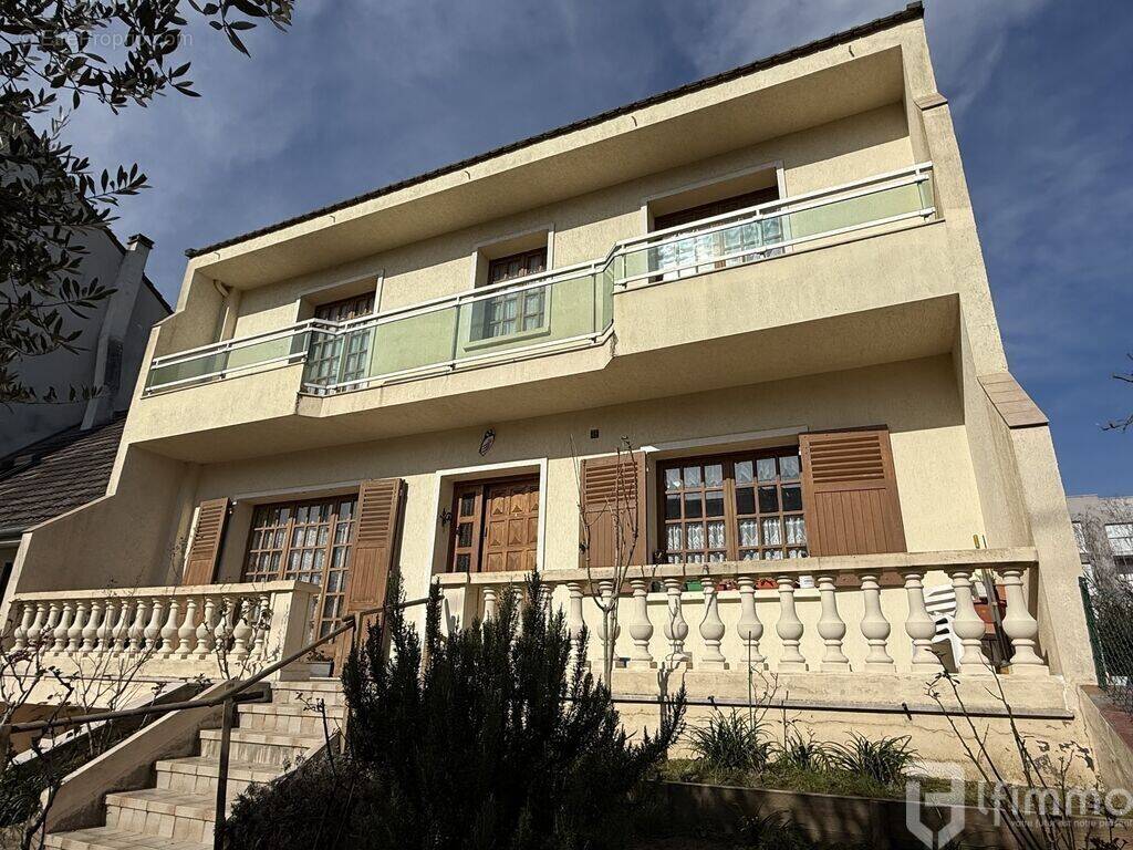 Maison à VILLEPINTE