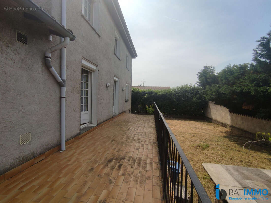 Maison à AUSSILLON