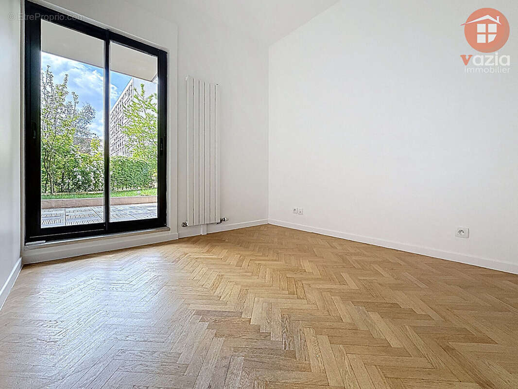 Appartement à SURESNES