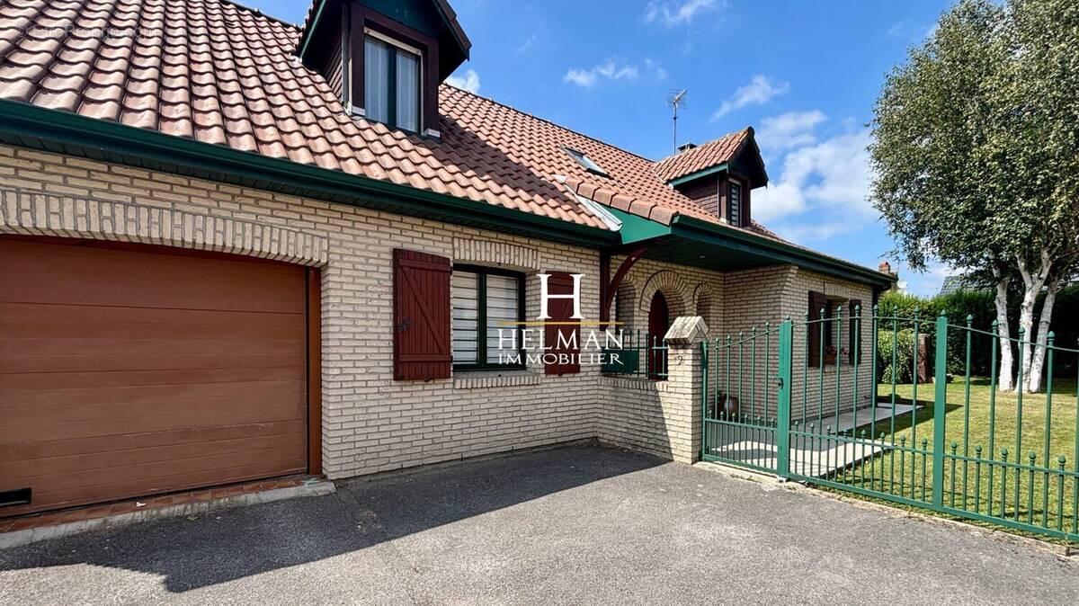 Maison à LONGUENESSE