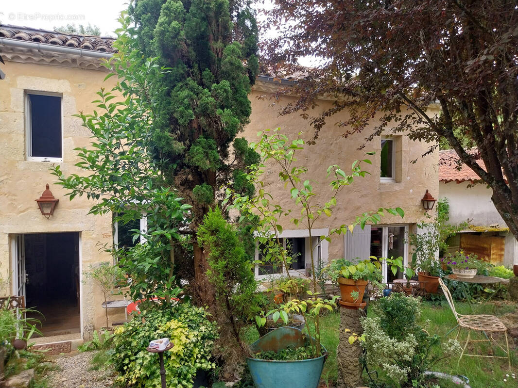 Maison à CADILLAC