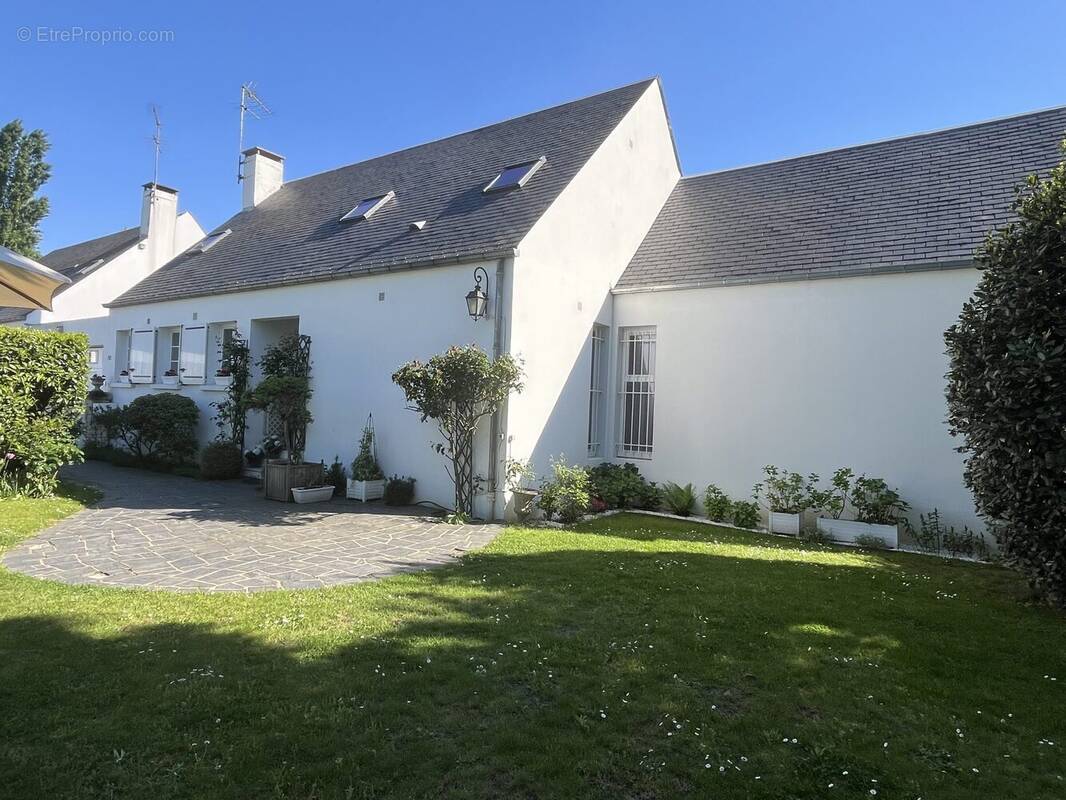 Maison à MONTLIGNON