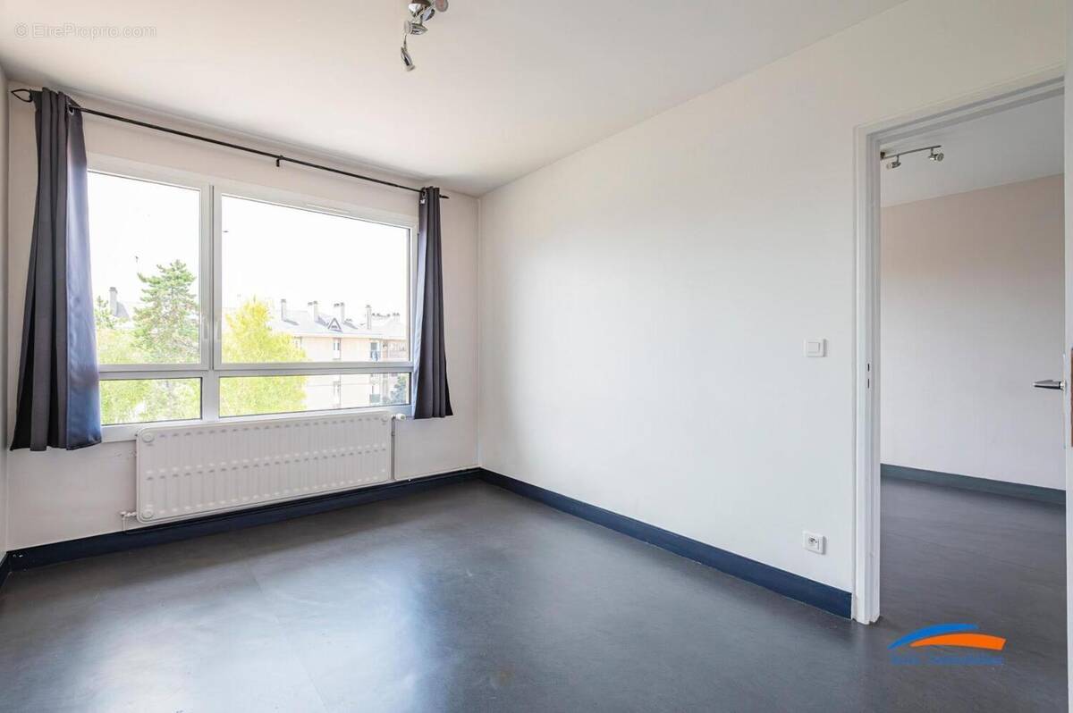   - Appartement à REIMS