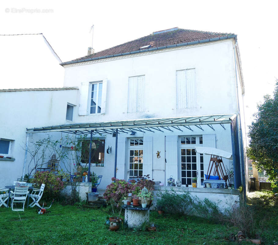 Maison à MIRAMONT-DE-GUYENNE