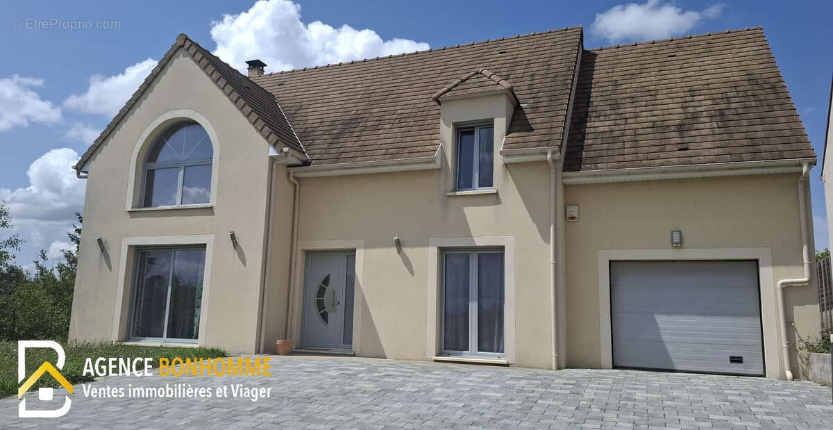 Maison à SOINDRES