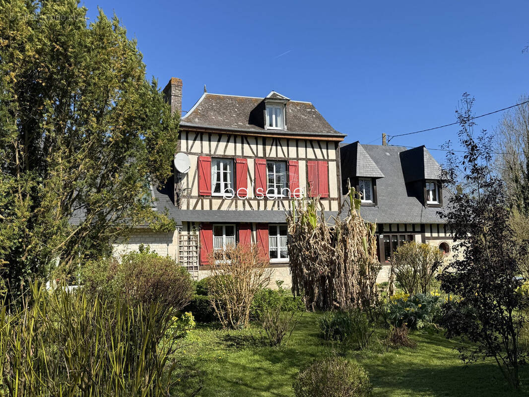 Maison à DUCLAIR
