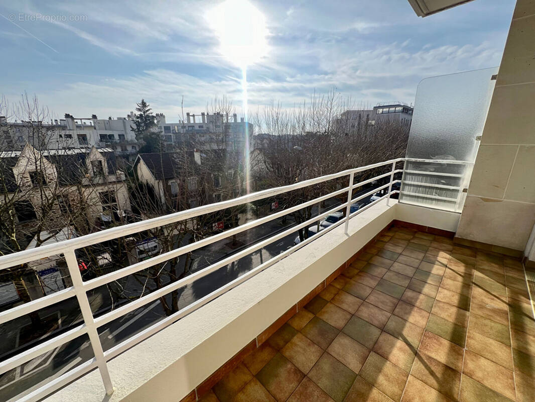 Appartement à LE PERREUX-SUR-MARNE