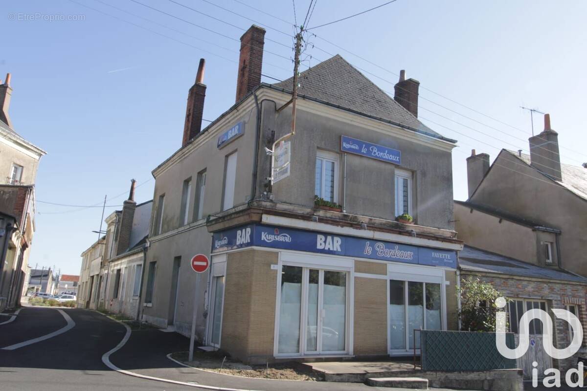 Photo 1 - Maison à CHATEAU-RENAULT