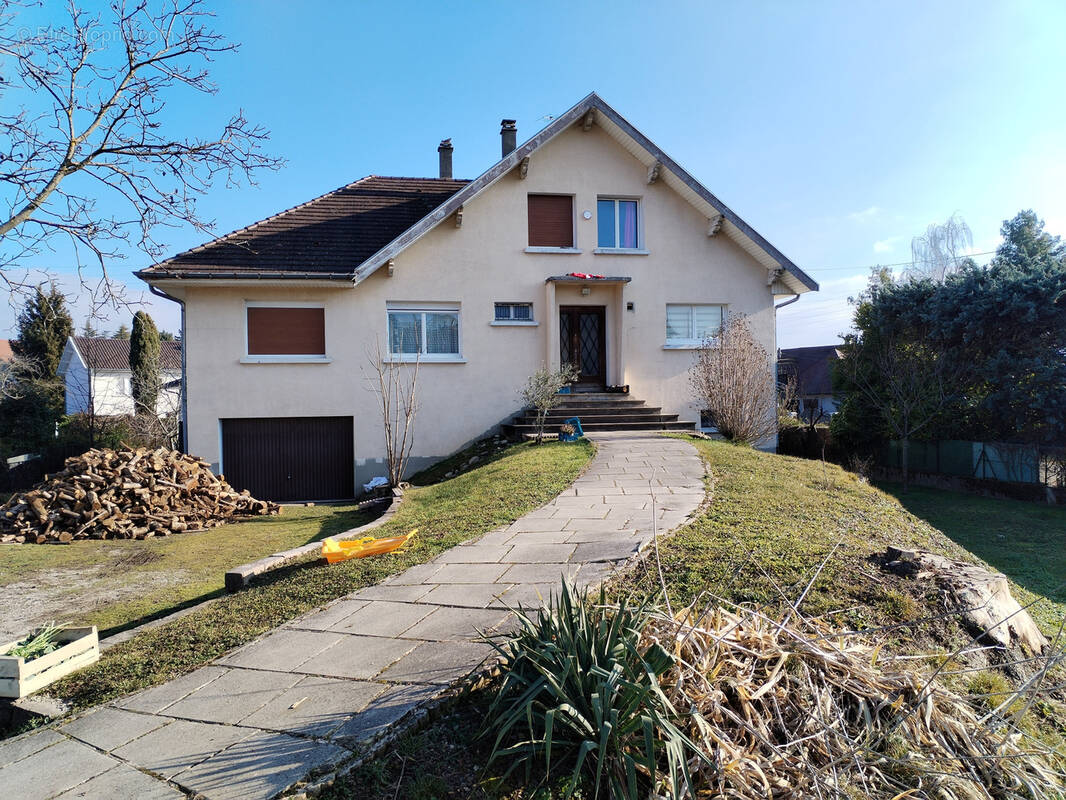 Maison à RIVES