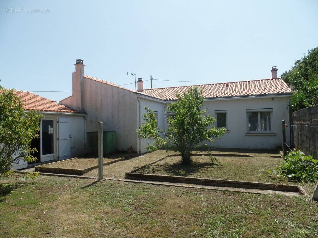 Maison à BEAUVOIR-SUR-MER