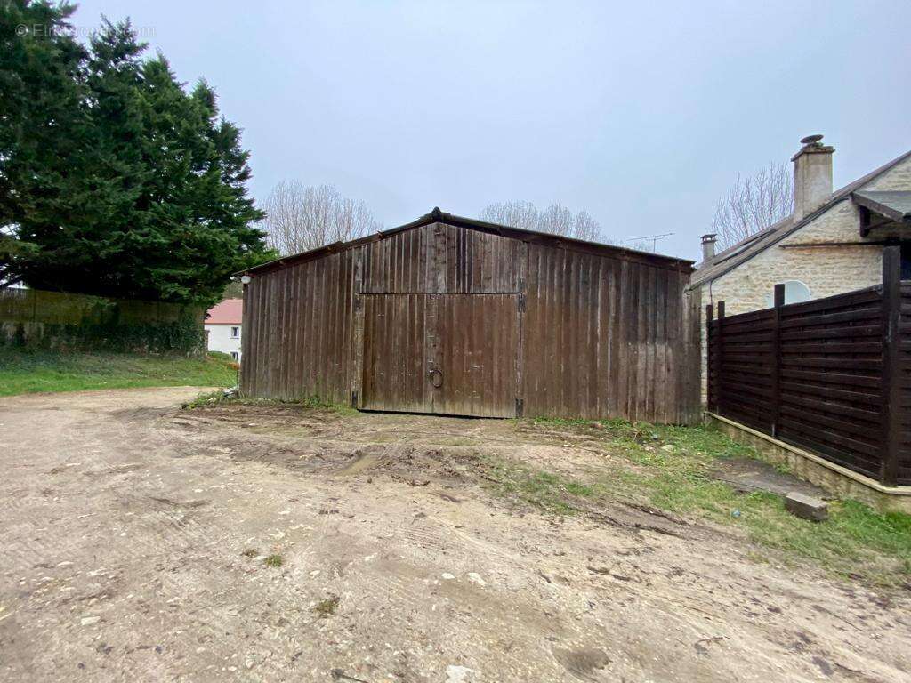 Maison à ETAMPES