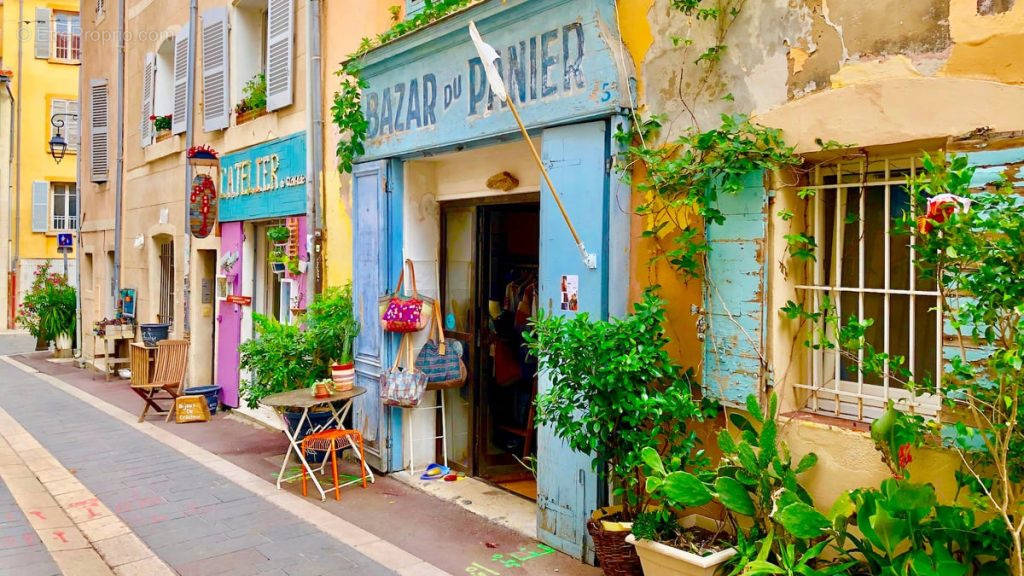 Appartement à MARSEILLE-2E