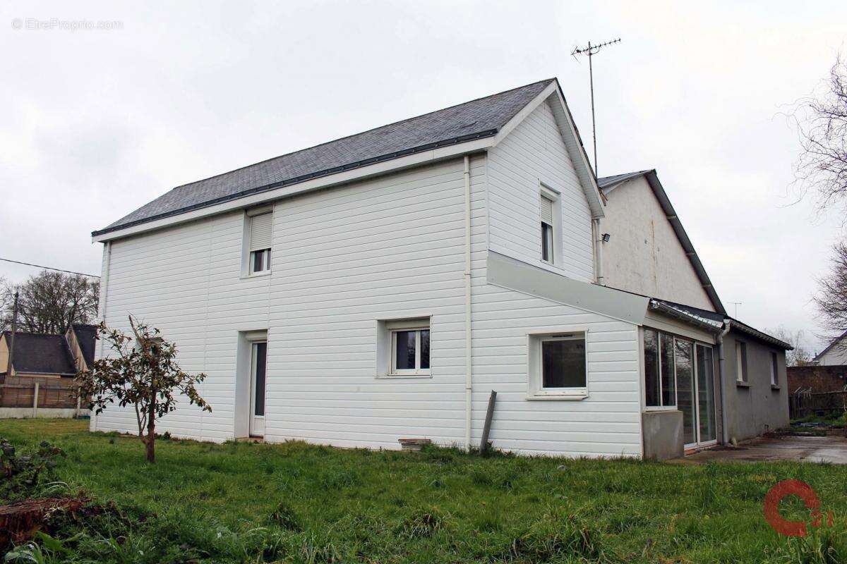 Maison à PRINQUIAU