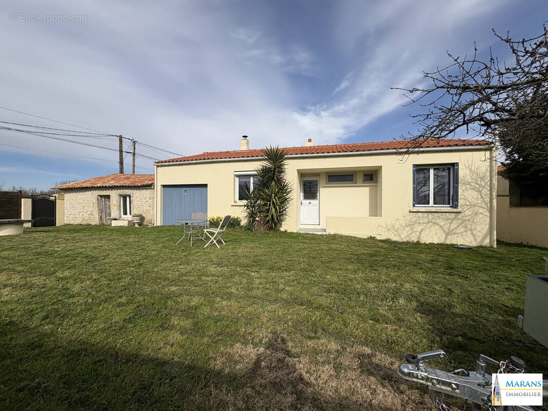 Maison à L&#039;ILE-D&#039;ELLE