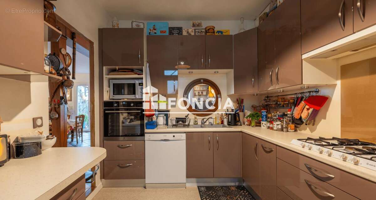 Maison à LA FRETTE-SUR-SEINE