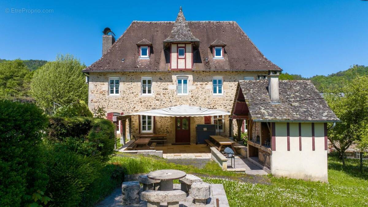 Maison à ARGENTAT