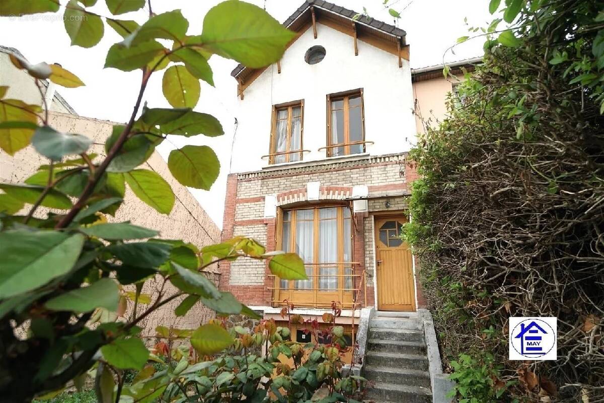 Maison à AULNAY-SOUS-BOIS