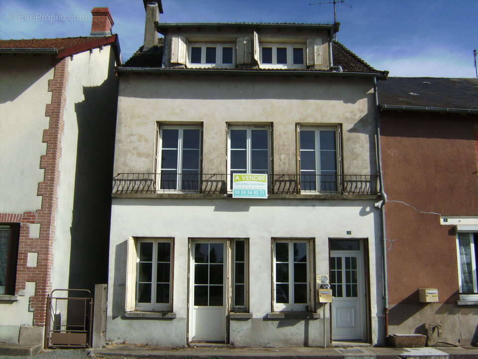 Maison à SAINT-DIZIER-LEYRENNE