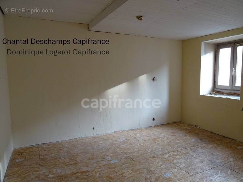 Maison à CHAUFFAILLES