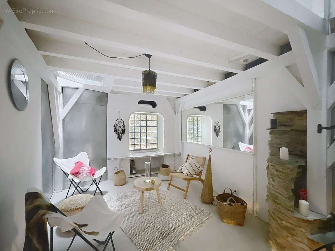 Maison à SAINT-PONS-DE-THOMIERES