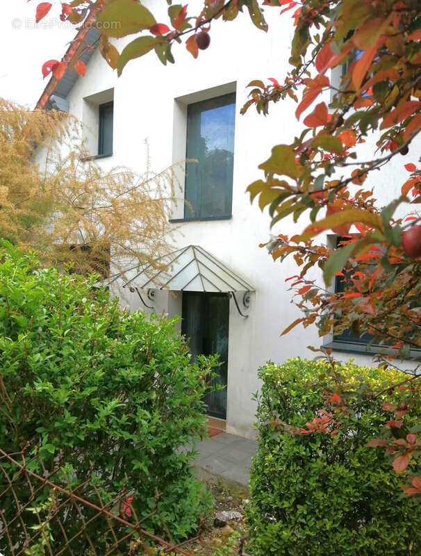 Maison à BAUME-LES-DAMES