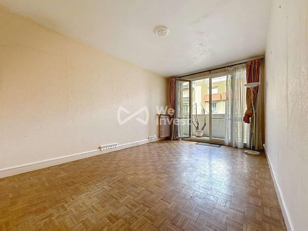 Appartement à COLOMBES