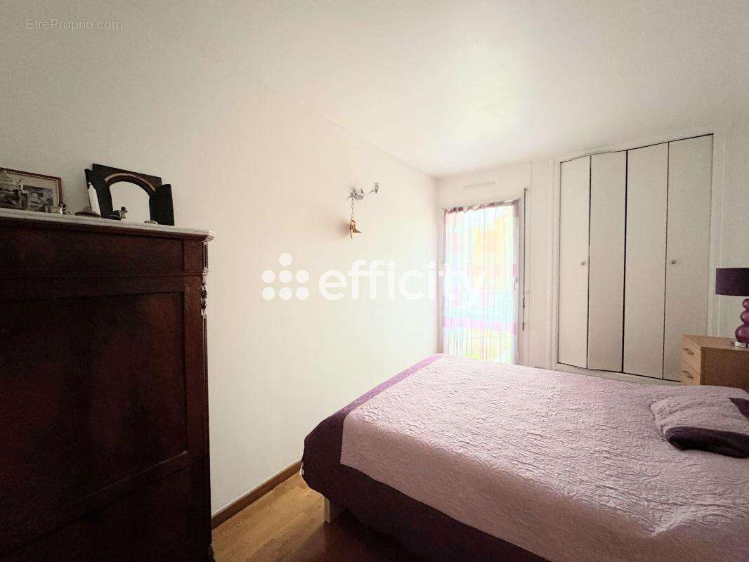 Appartement à MAISONS-ALFORT