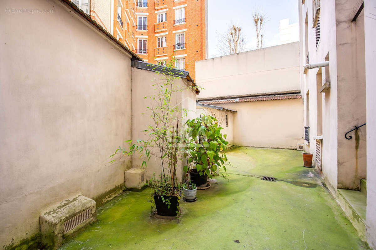 Appartement à PARIS-12E