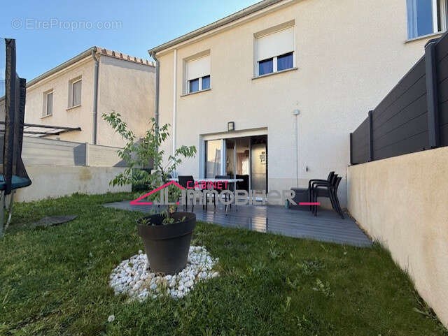 Maison à PORTES-LES-VALENCE