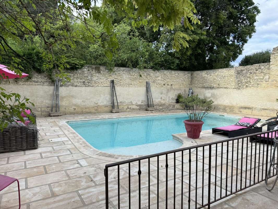Maison à MILHAUD