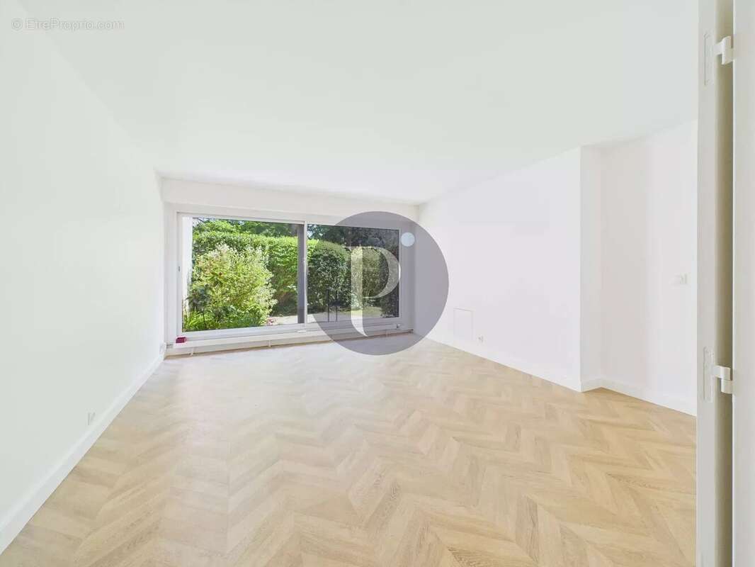 Appartement à VERRIERES-LE-BUISSON