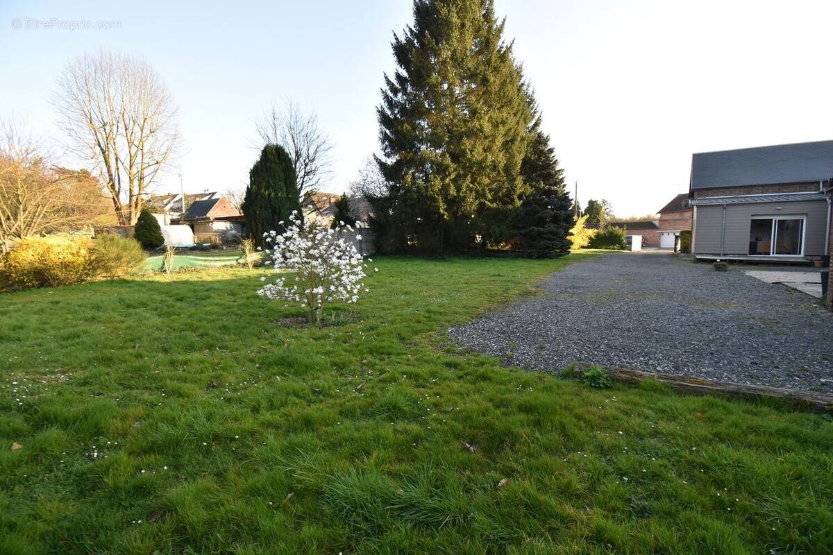 Maison à BUSIGNY